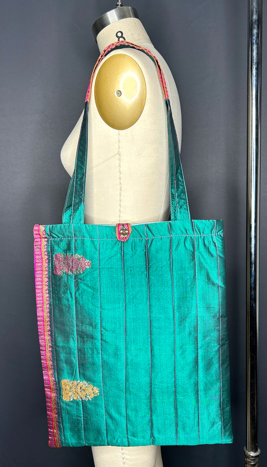 Sari Tote Bag - Parrot Green